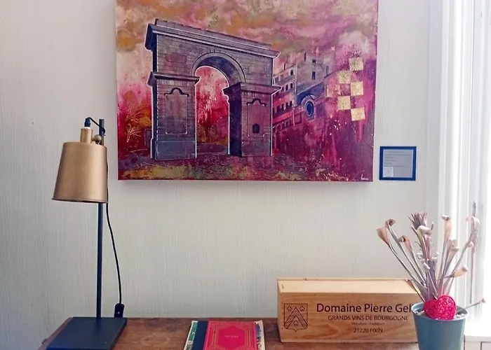 Le Prefecture - Particulier Au Coeur De * Ντιζόν